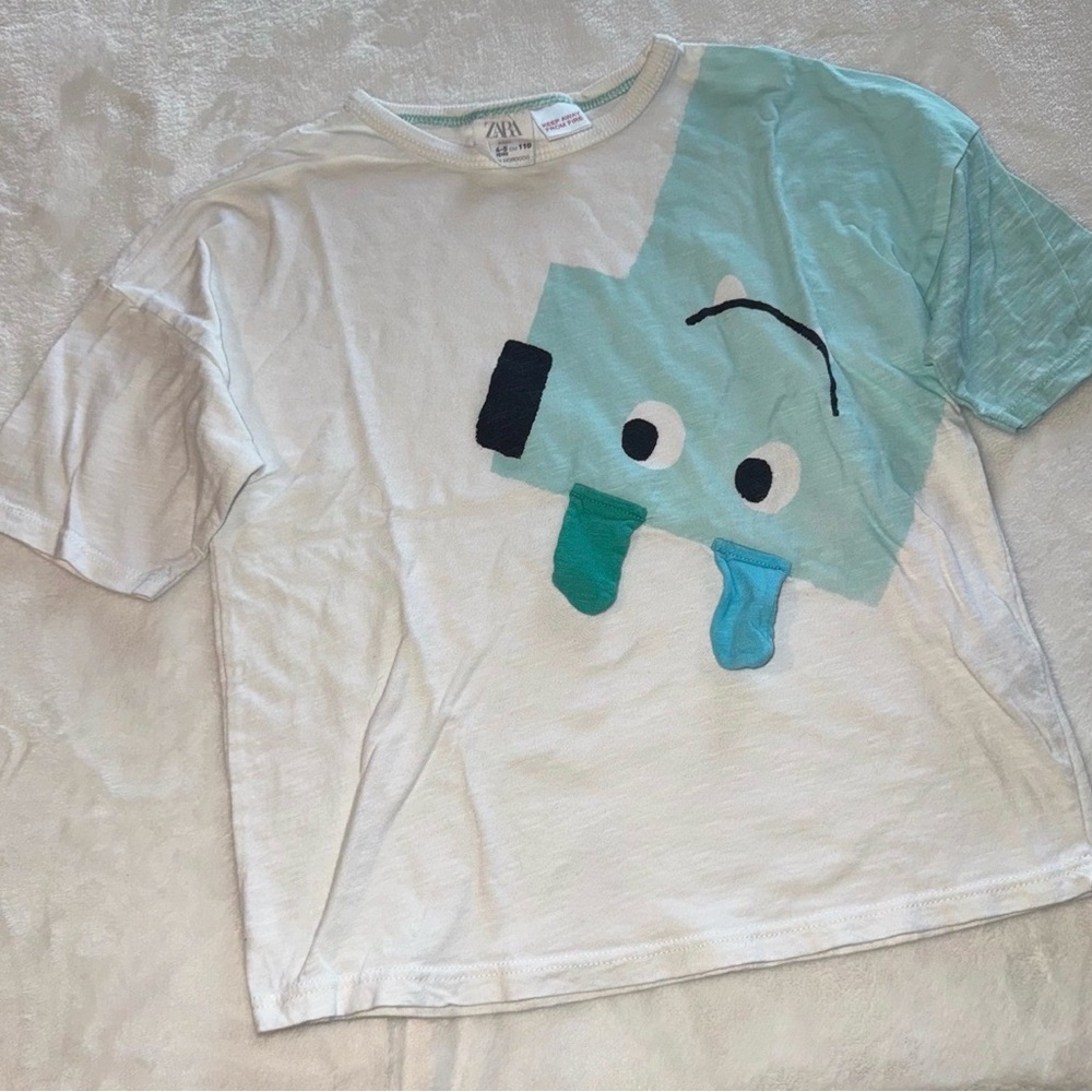Zara monster shirt size 4/5 vguc